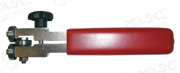 PINCE A PLIER LES BORDS